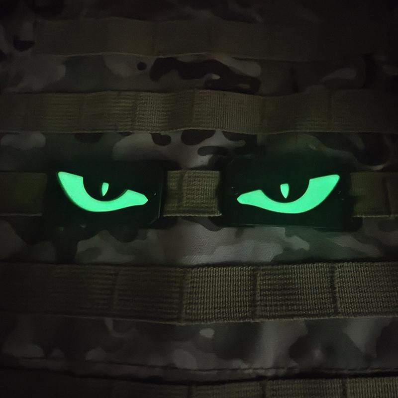 1Pair Demon Eye Luminous Marker Strip Molle Outdoor Mysterious Farm Bag Pendant Light-Absorbing Plate Luminous Strip