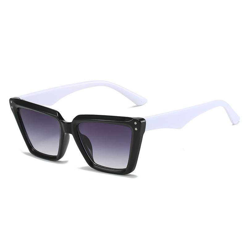 2023 Cat-Eye Reflective Sunglasses: Trendy European & American Street Style