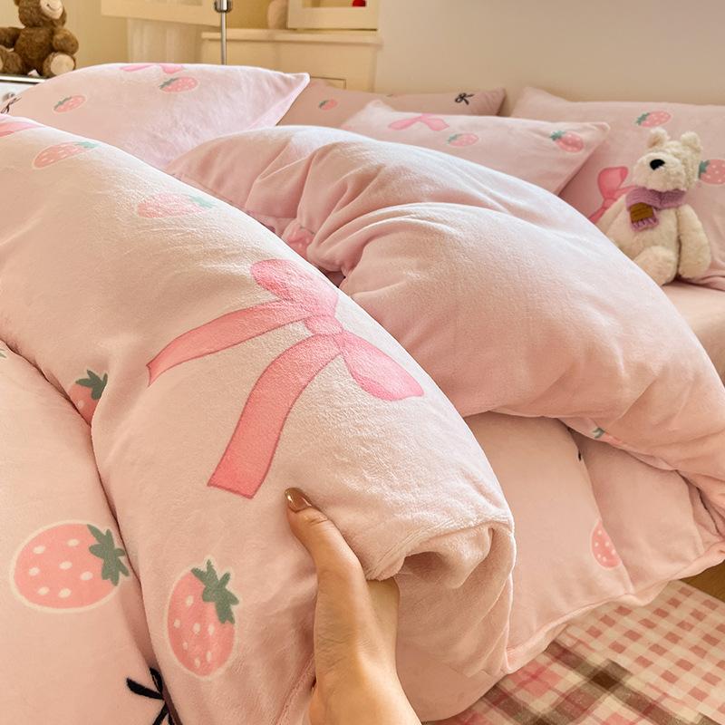 Thickened Milk Fleece Four-Piece Set, Coral Fleece Bed Sheet Quilt Cover, Fleece Three-Piece Set, Bedding.