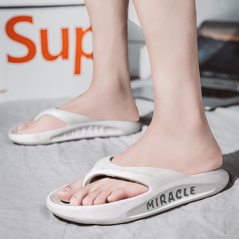 

Summer new couple clip drag 2025 summer teenagers wear breathable casual fashion stepping on shit feeling male drag tide 37
