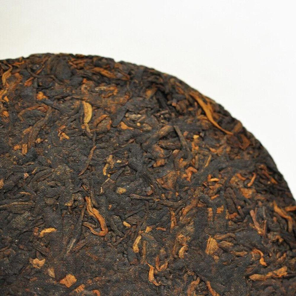 Ancient Tree Ai Lao Mountain Yunnan Ripe Pu'er Tea Cake 357g