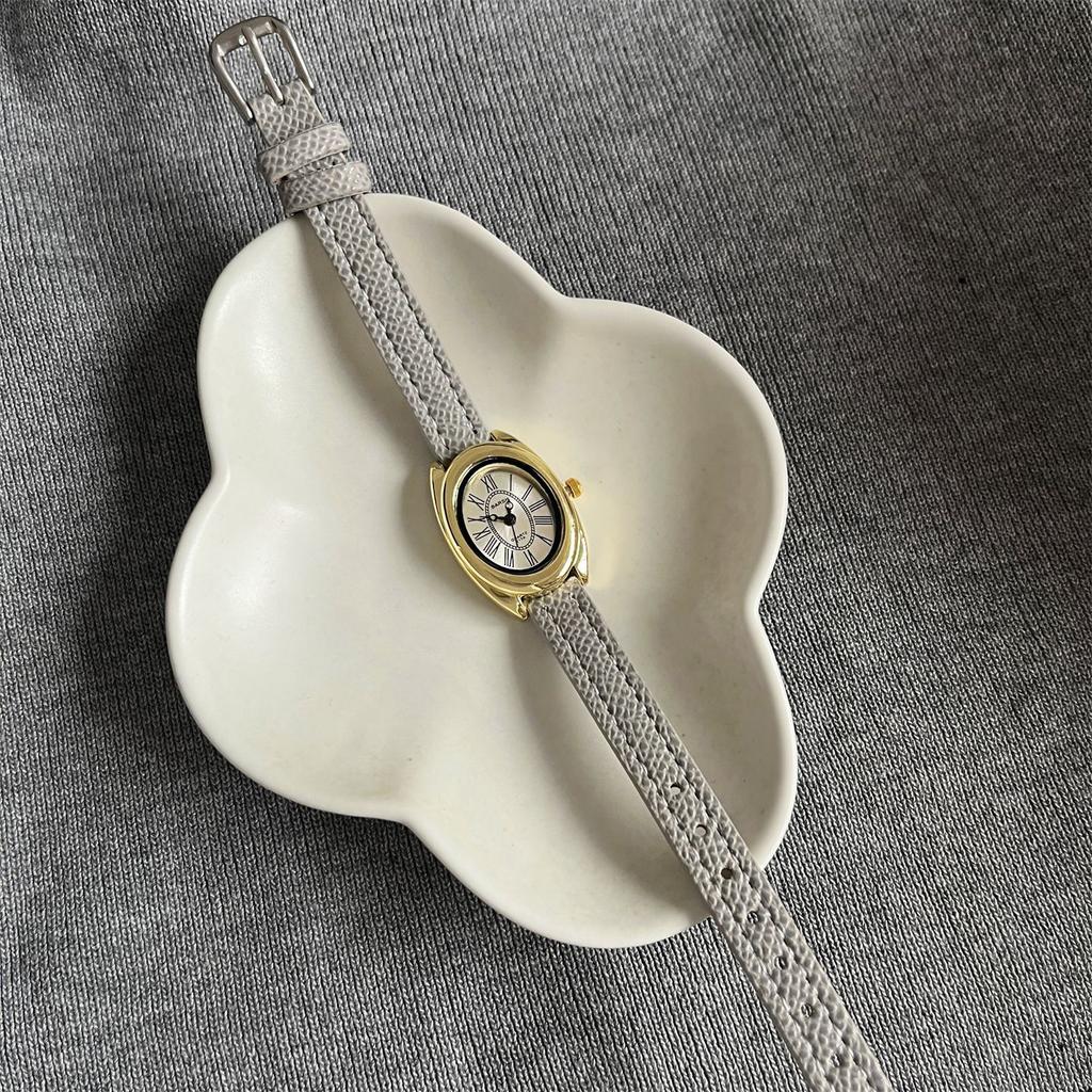 Women'S Watch Medieval High-Value Digital Scale Watch Niche Mori College Style Small Gold Watch Price