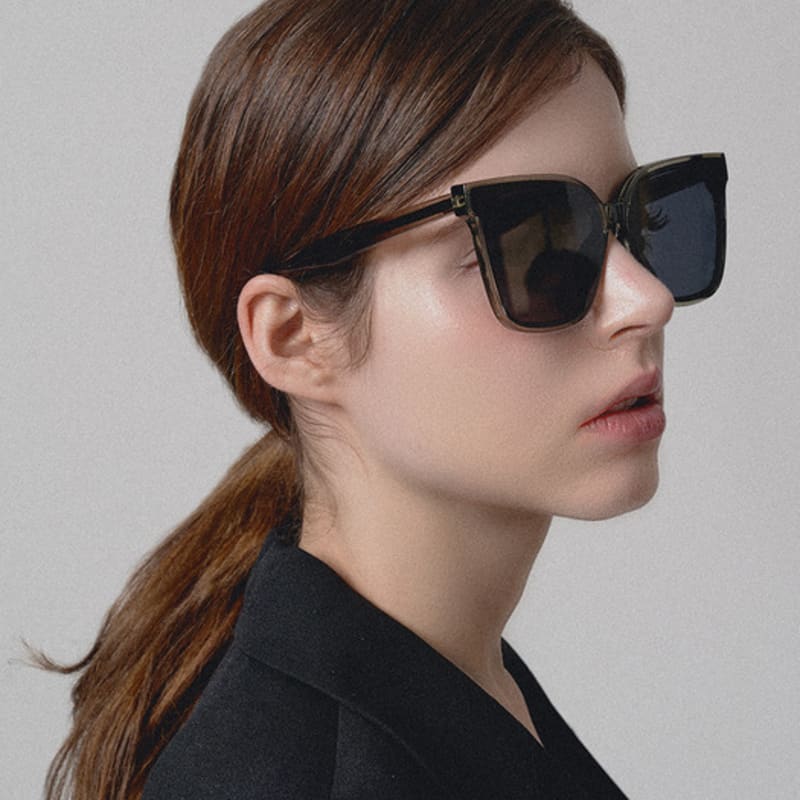 

RECLOW PITY SUNGLASS GREEN FREE