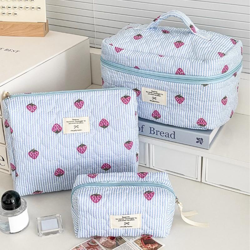 Women Cosmetic Bag Cute Zipper Blue Pink Strawberry Travel Organizer Toiletry Makeup Storage Pouch Handbag Ladies Zipper Bag