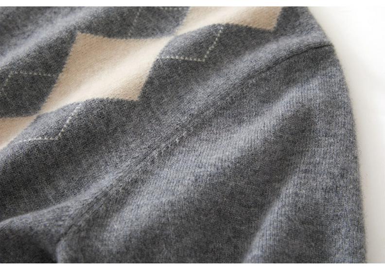 Pure Cashmere Color Block Knitwear with Diamond Pattern