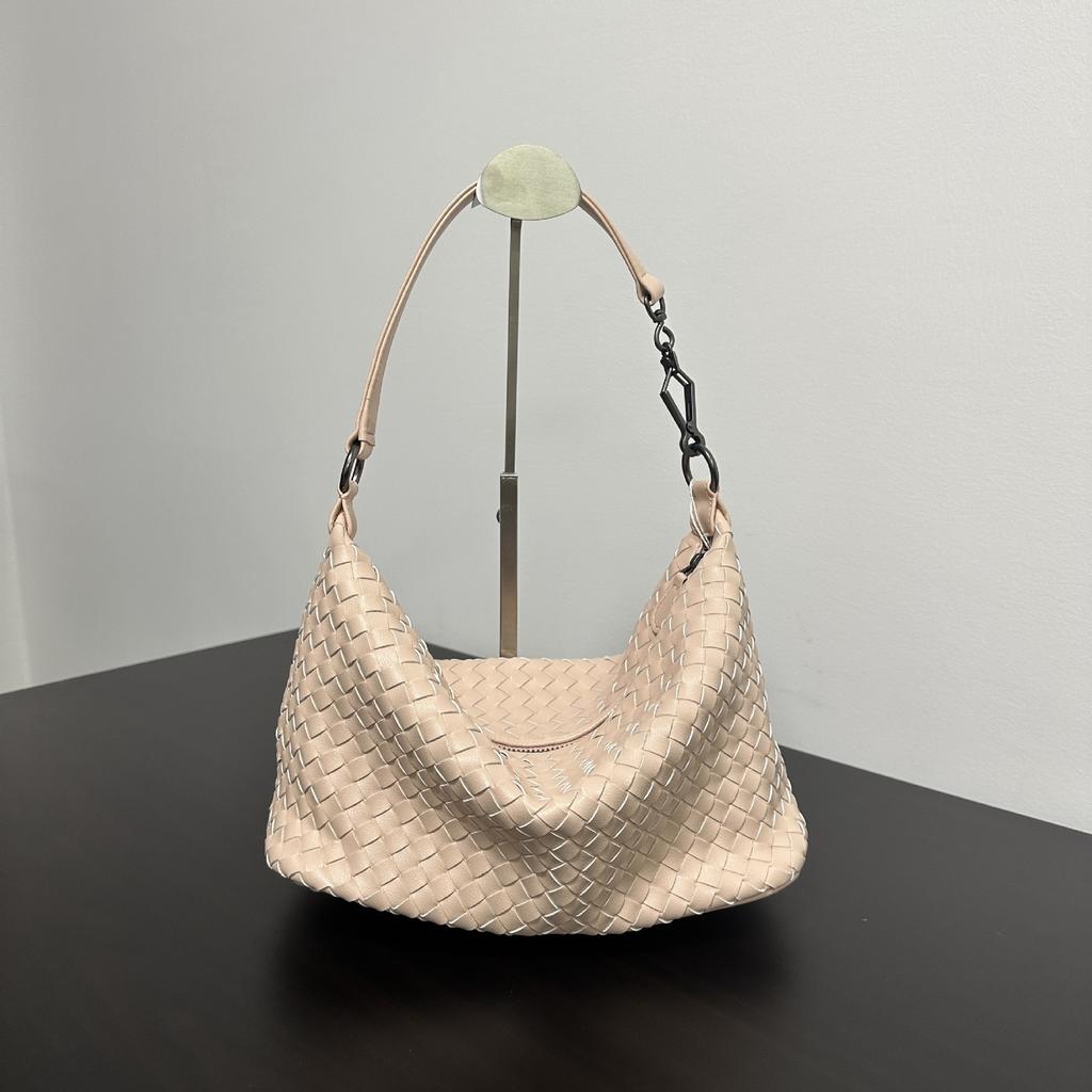 Leather Hand-woven Large Lunch Box Bag, Dog Walking Bag, Underarm Bag, Daily Versatile Handbag, Shoulder Messenger Bag, Women's