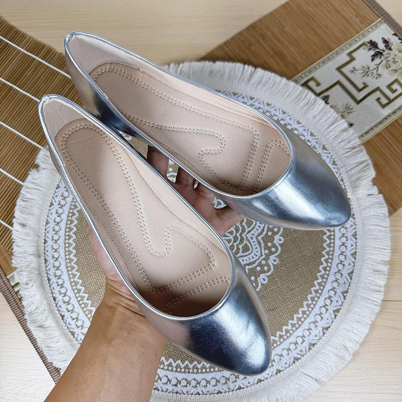 

Fashion Flat Shoes for Women 2025 Spring and Autumn New Silver Shallow Mouth Pointed Toe Plus Sized Shoes 42 43 44 Ladies Women 33 серебряный