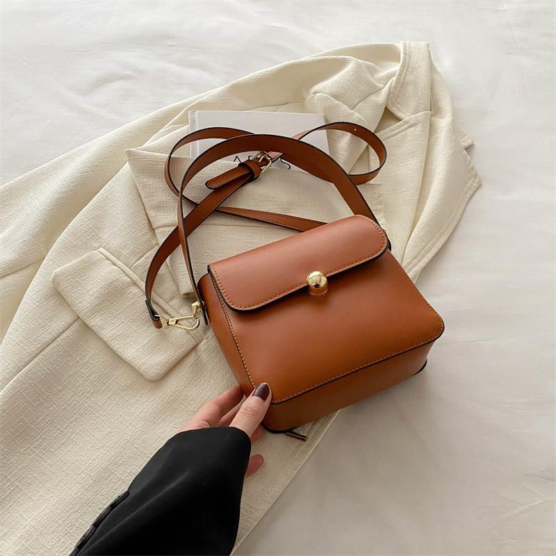 

Chic And Trendy Black Blue White Brown Pu Handbag Large Capacity For Everyday Use