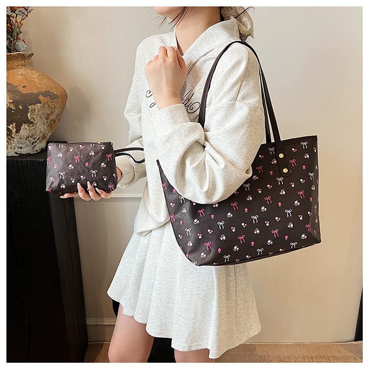 Trendy Faux Leather Tote Bag for Women, Large Capacity Shoulder Bag for College Students and Commuters, Khaki, Pink, White