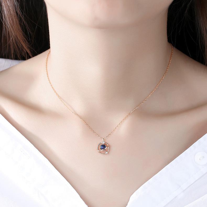 Naszyjnik Fantasy Planet Damski Japoński i Koreański Prosty Temperament Łańcuszek Obojczykowy Zawieszka