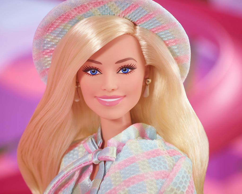 Barbie Movie [Barbie] Blue Check Dress [Dress-up Doll] [Ages 6 and Up] HRF26