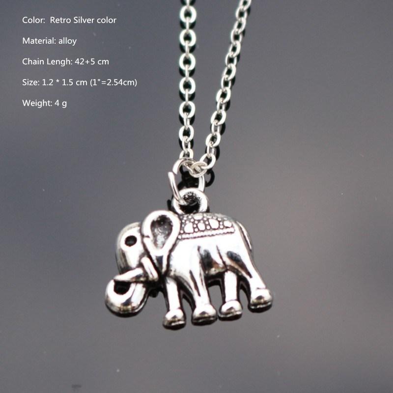 

Personality Animal Pendants Necklaces for Women Retro Metal Hollow Chain Female Neck Zircon Mini Drop Neck Accessories