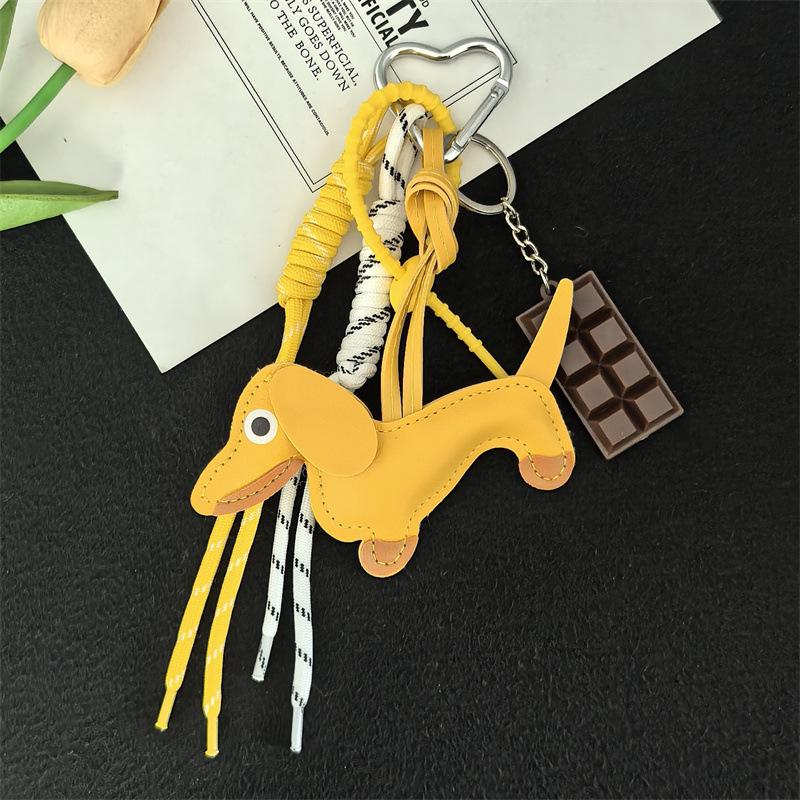 Dachshund Keychain Leather Strap Design Ins Car Keyring Bag Pendant Femme Handbag Ornament