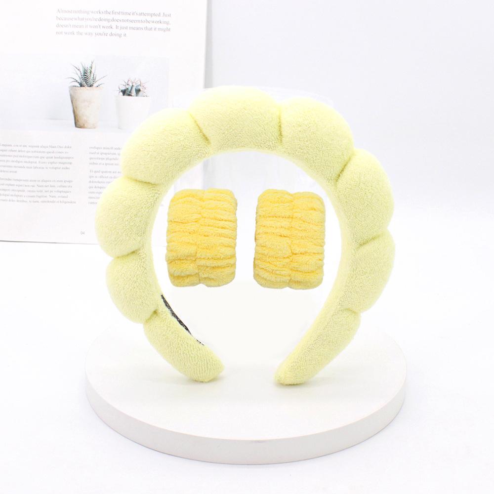 3Pcs Coral Fleece Washing Wristbands Terry Cloth Puffy Headband Spa Sponge Headband for Washing Face Makeup Shower Skincare