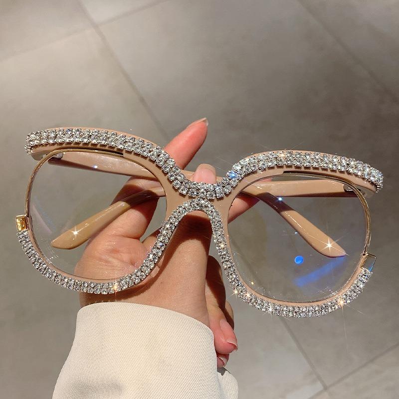 Fashion Cat Eye Glasses with Rhinestones Vintage Trendy Design Oversized Eyeglasses Women for Decoration