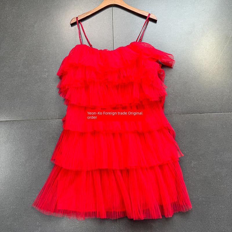 

Export Single Do + B * Red Multi-Layer Ruched Cake Dress Sling Multi-Layer Light Yarn Travel Dress Red gauze skirt L