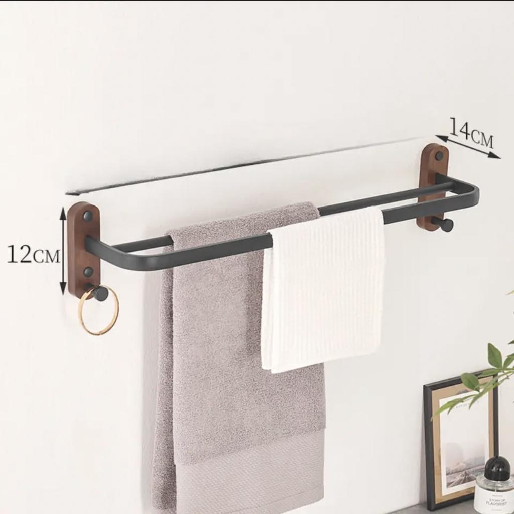 Nordic Solid Wood Light Luxury Towel Rack Bathroom Towel Shelf  Perforated Wall Mounted Towel Shelves Bathroom Accessories