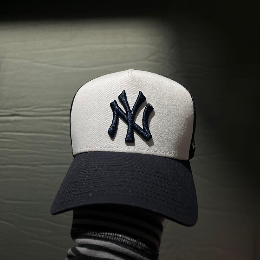 Used New Era New York Yankees mesh cap