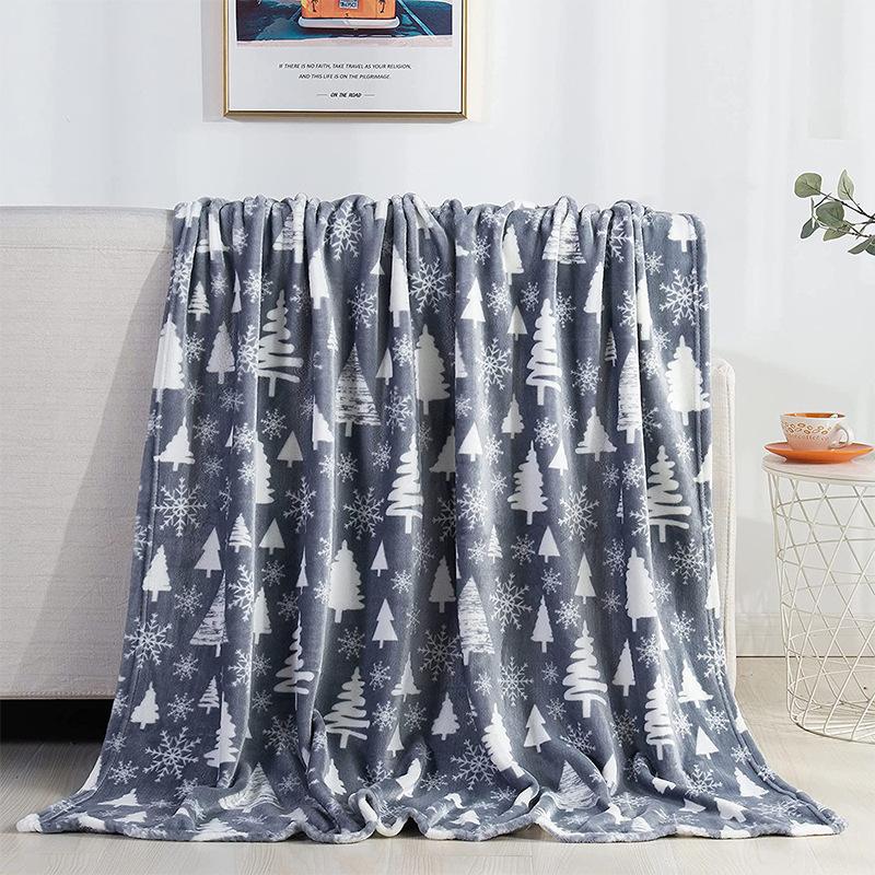 Christmas Throw Blanket,Flannel Snowflake Gingerbread 2024 Xmas Fleece Blanket,Winter Warm Soft Plush Blanket For Couch Sofa Bed