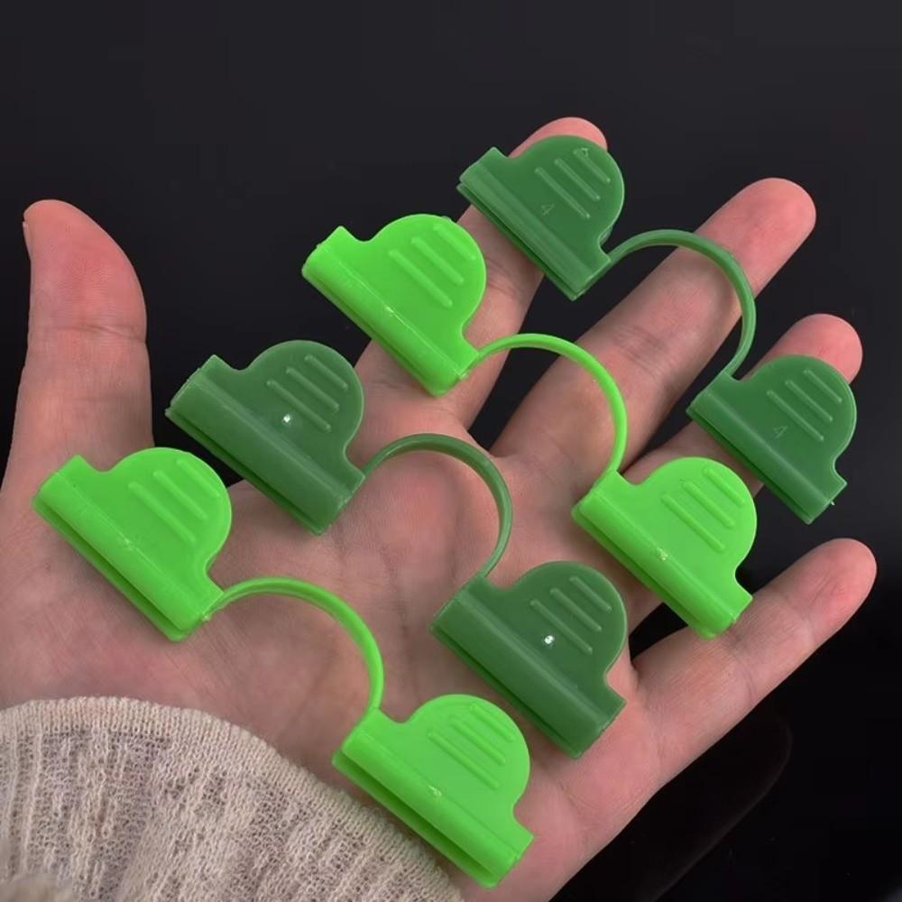 100PCS Plastic Pressure Film Clip 7mm Size Windproof Greenhouse Film Clamp Double Head Design Windproof Feature