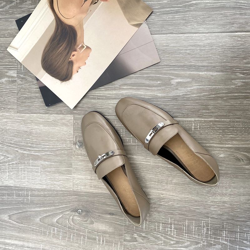 

Отлично носить! Французский замок 2025 Весна и Осень Ретро Туфли-лодочки с квадратным носком Одинарные туфли Лоферы Маленькие кожаные туфли Женские 40