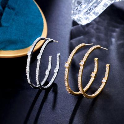 WWJ Moda Bayanlar Döngü Yuvarlak Daire Mikro Açacağı Kübik Zirkonya Büyük Hoop Küpe Gümüş Renk Takı Hediye