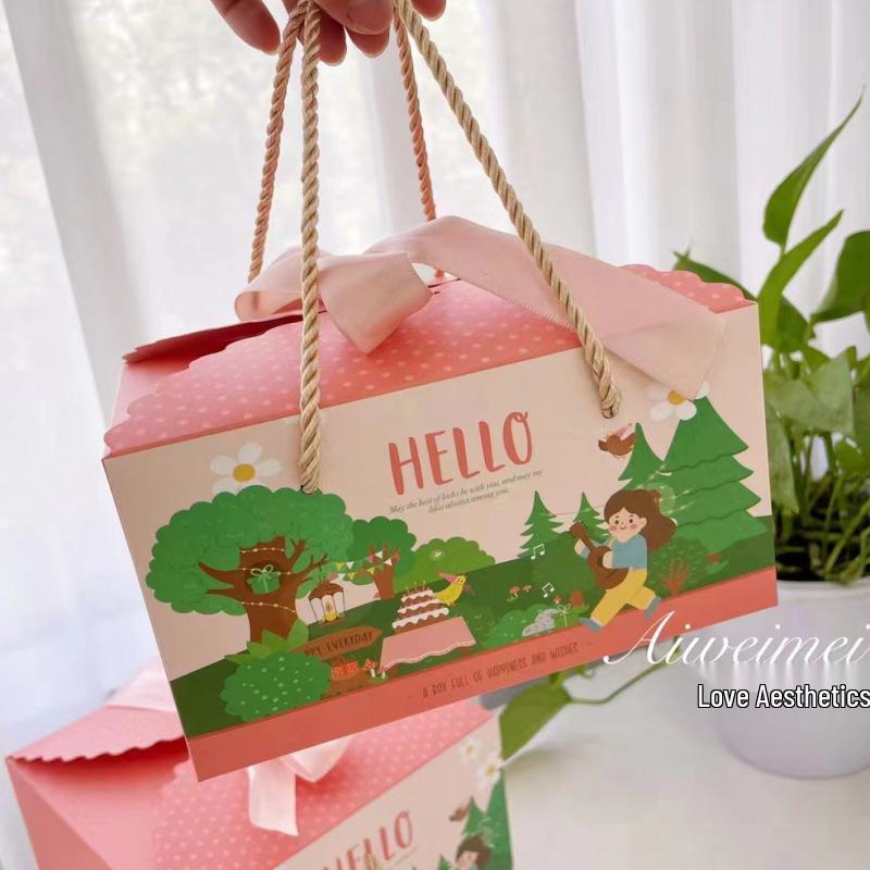 Cartoon Kids' Birthday Gift Box: Hand-Painted, Candy Souvenir & Egg Packaging for First Birthdays and Weddings