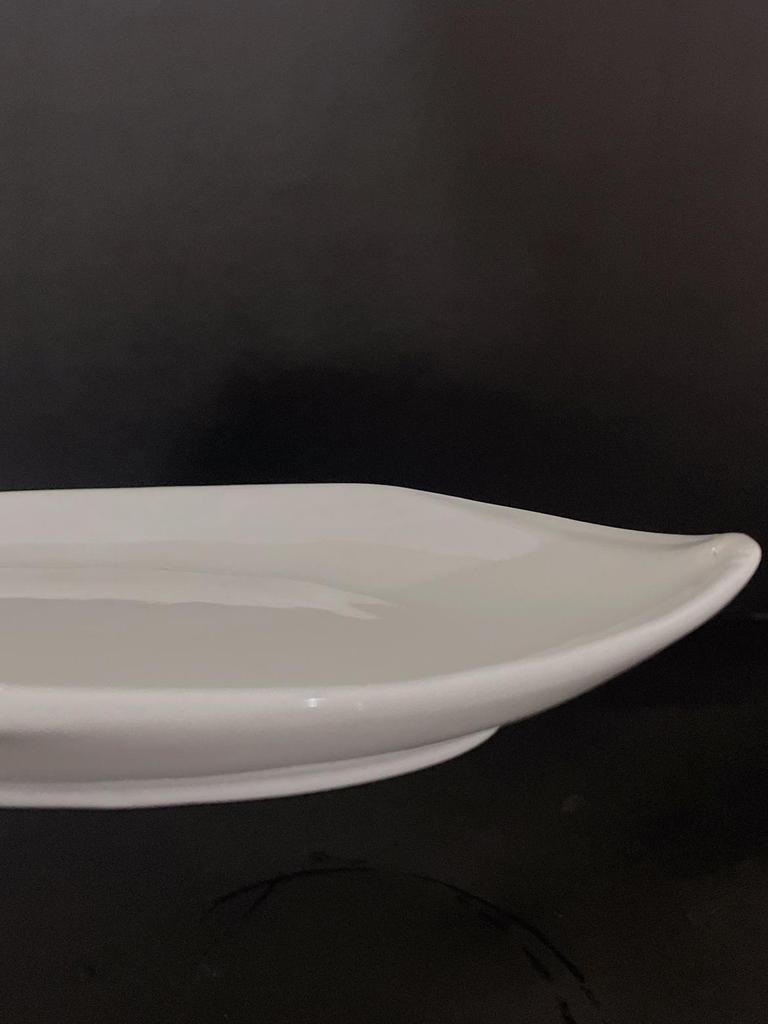 Pure White Bamboo Leaf Ceramic Oval Plate