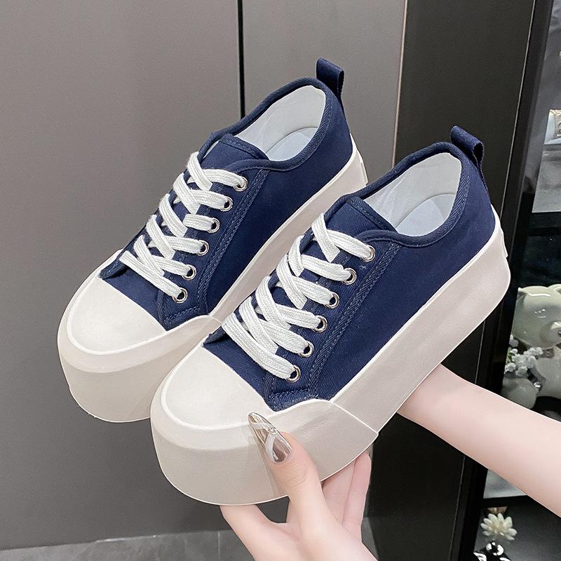 

Повседневная женская обувь 2025, новые кеды на шнуровке, парусиновые туфли на толстой подошве для спорта и колледжа, однотонные модные туфли 40 синий