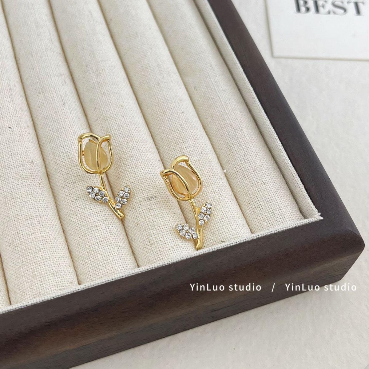 

«Серьги-иглы Майяра 925»: Янтарный жемчуг в стиле ретро для осени/зимы