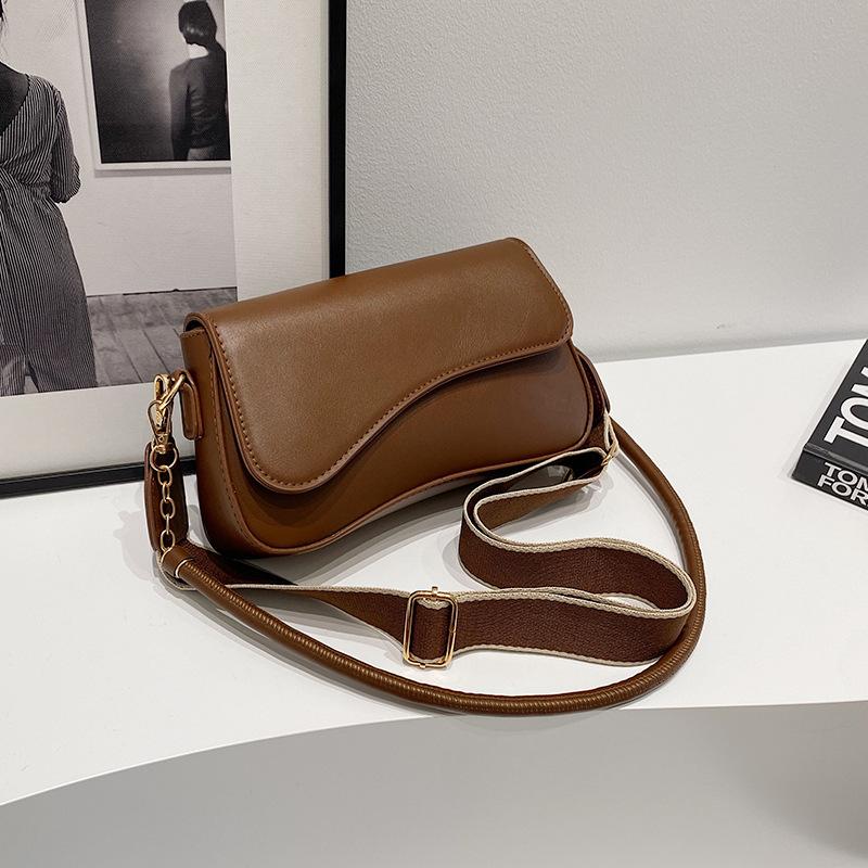 

Popular small bag women s spring versatile new fashion broadband shoulder messenger bag retro small square bag темно-коричневого