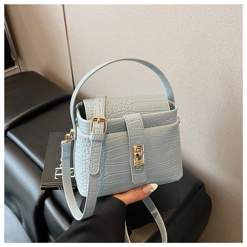 Fashion Portable Small Bag Women's New High-end Crocodile Pattern Bucket Bag Versatile Design Messenger Bag