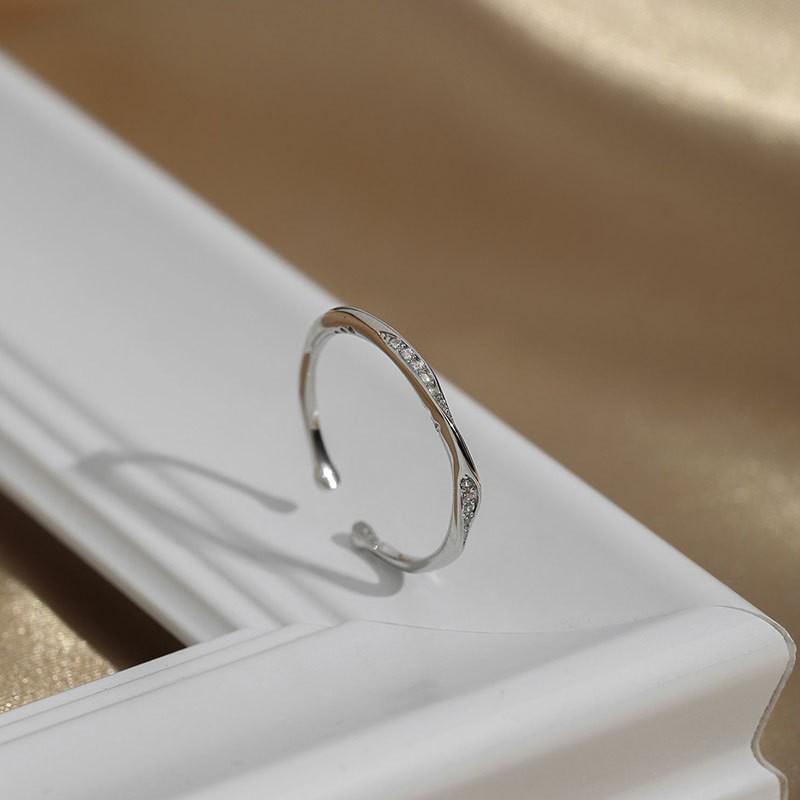 Sterling Silver Mobius Open Ring: Women's Elegant Design for Index Finger