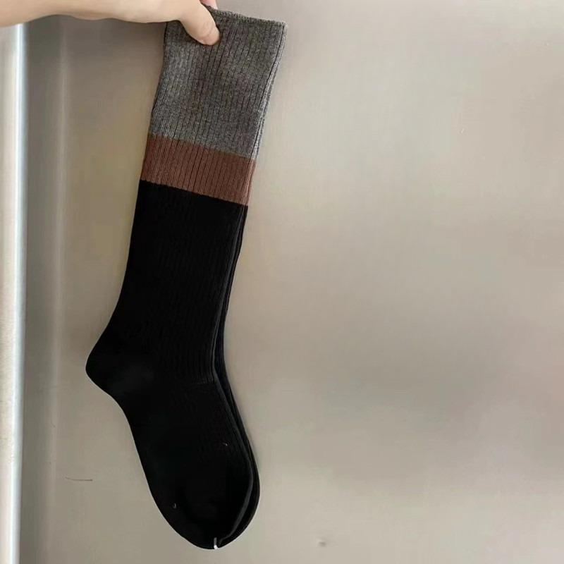 Ladies Spring and Autumn Lovely Sweet Breathable Sweat Absorption College Wind Calf Pile Socks