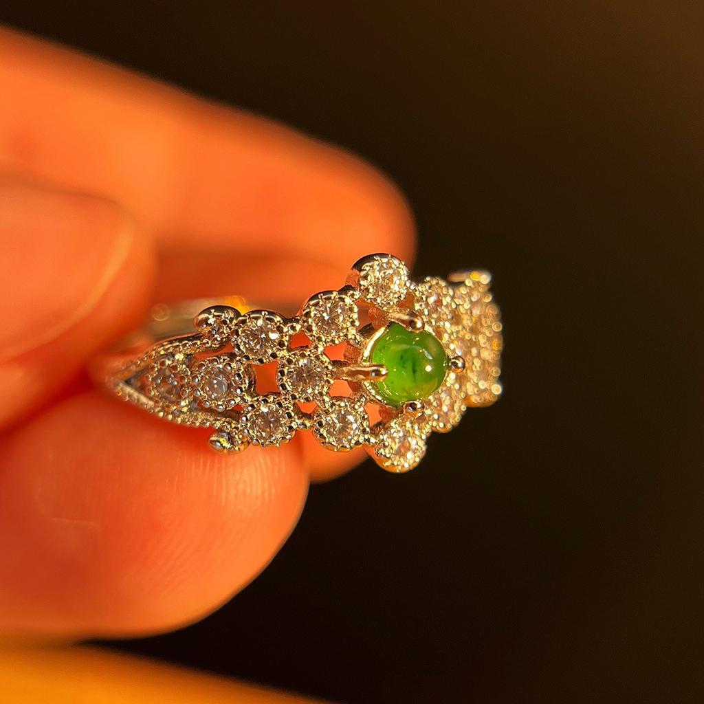 Full Green Yang Green Natural Jadeite Ring, Women'S Opening Is Slightly Inlaid, And The Real Shot Is Fidelity.