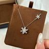 [Limited Edition] Rotating Snowflake Necklace with Gold-Plated Nickel Silver - Winter Atmosphere, Delicate Ice Crystal Design Sweater Chain.