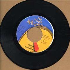 

7inch Record ELEPHANT MAN - Position / Wrought Iron (Version) NONE In Time Music 2004 Jamaica Reggae, Ska & Dub Used