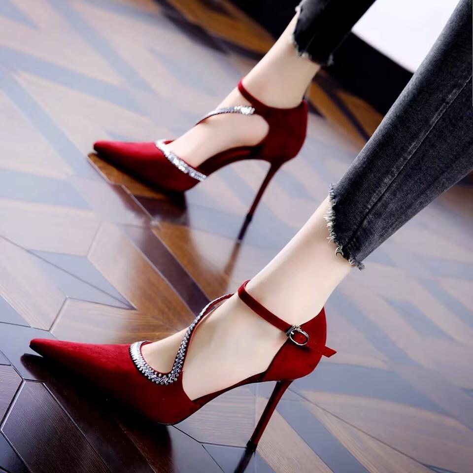 Fashion 9cm sexy rhinestone suede single button S with pointed toe banquet high heels for women 2025 new slim and hollow single shoes