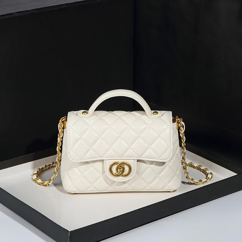 French Small Fragrance Style Diamond Chain Handbag Bag for Women Everyday Summer New Fashionable and Versatile One Shoulder Crossbody Bag