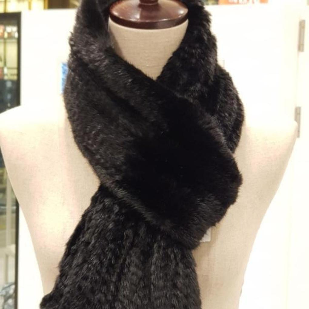 13 Shirring Skin Black Muffler E20F1FF104