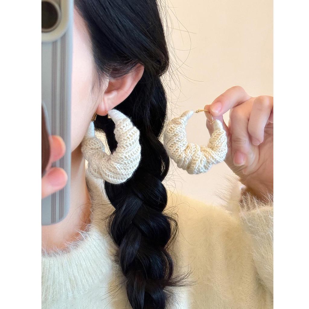 High-End Silver Needle Wool Knitted Round Hoop Earrings - Simple, Versatile, Retro Style for Women