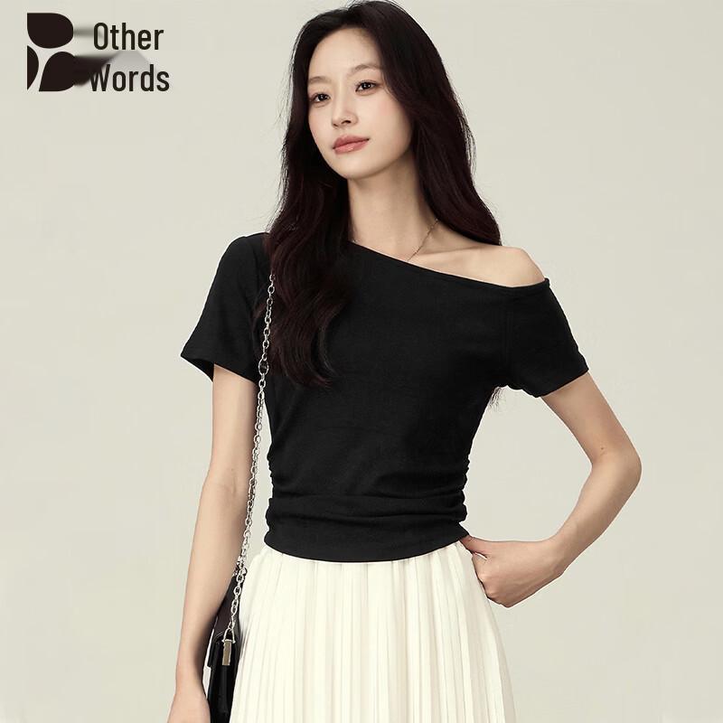 

Women s Off-Shoulder Pleated Slim Crop Top L
