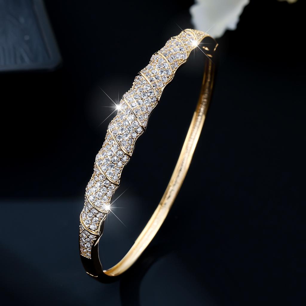 European and American Light Luxury Open Bracelet Women's Fashion High-end Zircon Bracelet