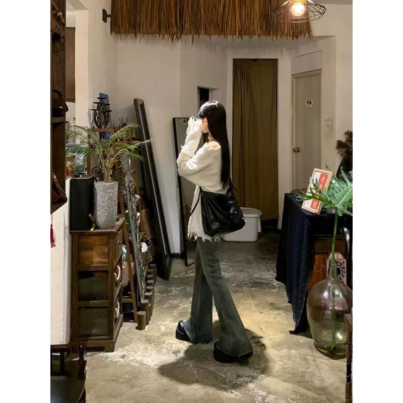 Women's Ripped Bow Design Round Neck Pullover Sweater - Autumn/Winter Loose Long Sleeve Knitwear