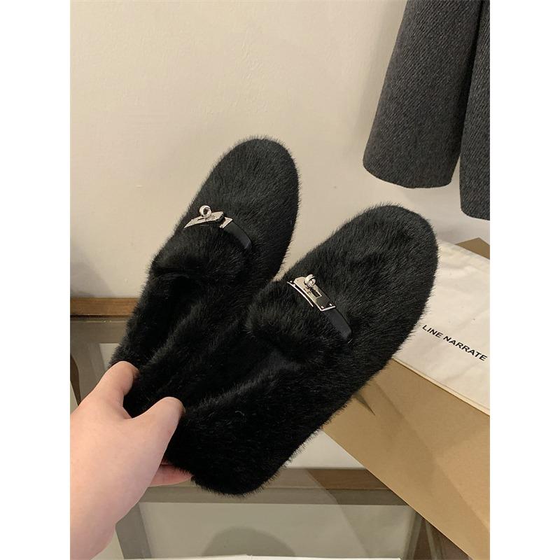 

Inner heightened wool shoes women s winter metal buckle one foot is fashionable and comfortable, versatile plush warm women 35