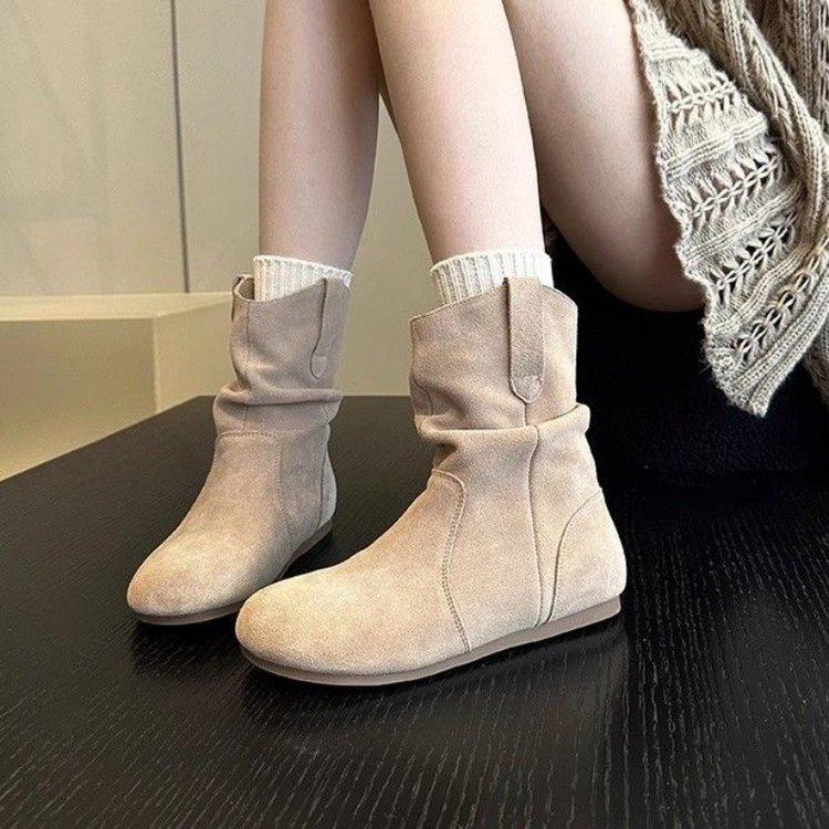 2025 new European and American style short boots women's autumn versatile matte pleated retro gentle ins style street shot stacking boots