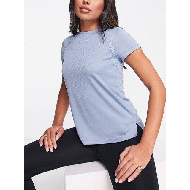 

Синяя футболка ASOS Icon Performance