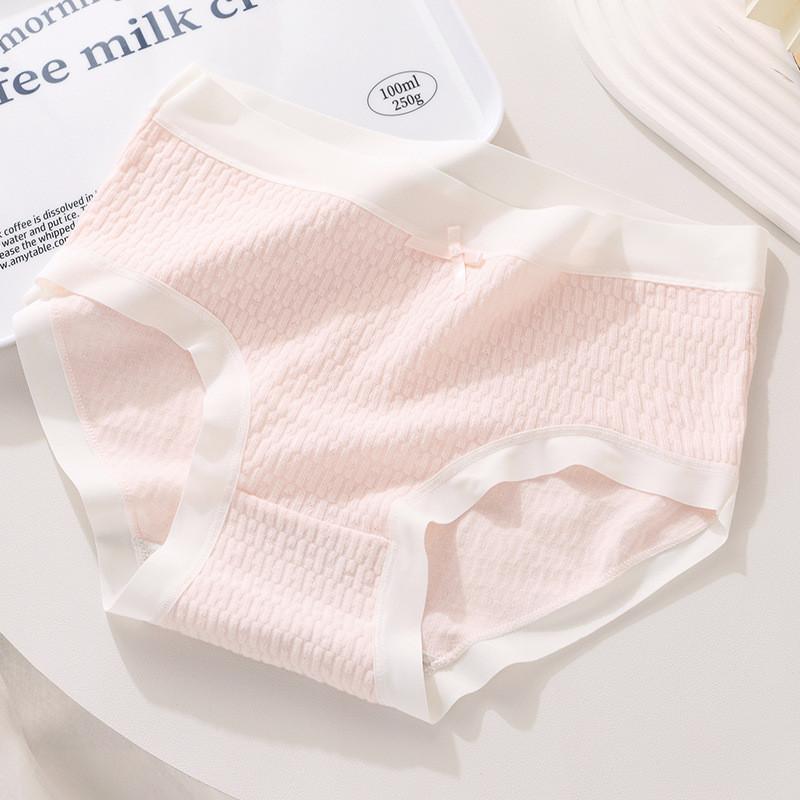 Sweet Japanese Style Cotton Underwear For Girls With Breathable Midrise Design In Colorful Patterns
