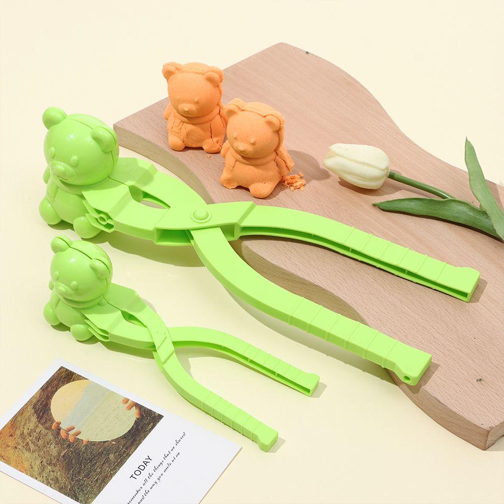 Winter Children Gift Game Outside Toy Bear Snowball Clip Bear Maker Snow Manufacture Sand Mold Tool