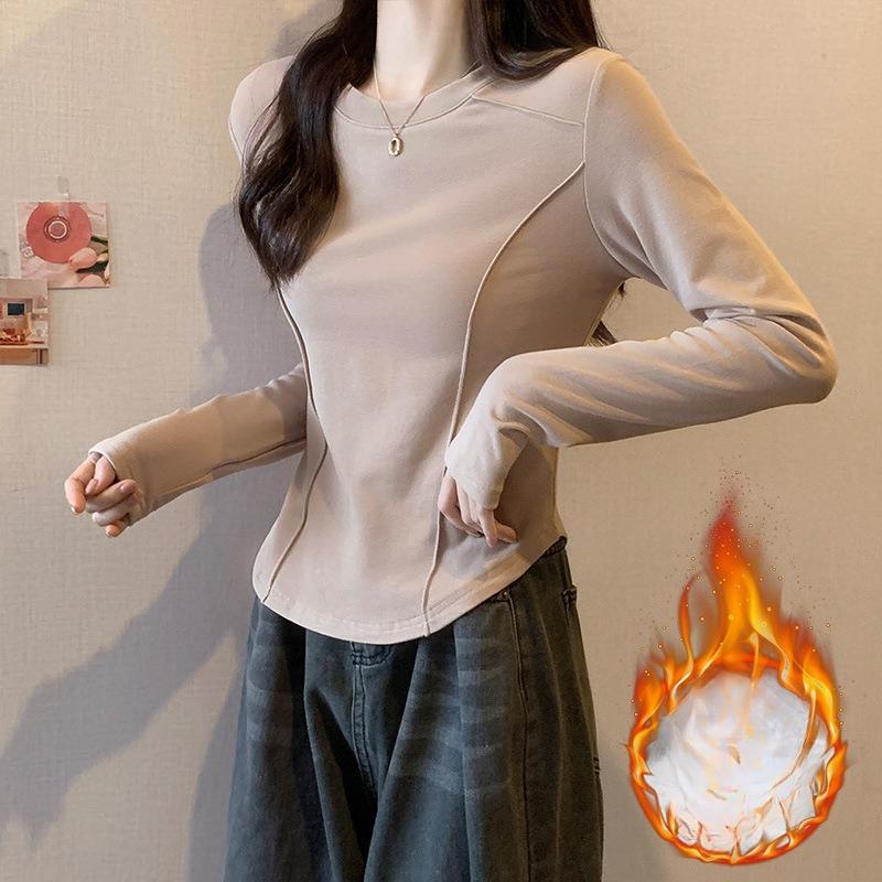 This Is A New Design for Women's Autumn and Winter, Featuring A Fishbone Top Paired with A T-shirt